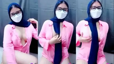Bokep Jilbab ABG Colmek Sampai Muncrat poster