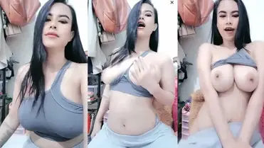 Host Jilbab Legend Tampil Live Show Viral poster