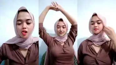 Jilbab Cantik Live Bikin Sange Celana Ketat poster