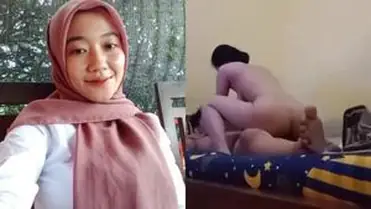 Ukhti Hijab Cantik Pasrah Goyang Atas Kasur poster